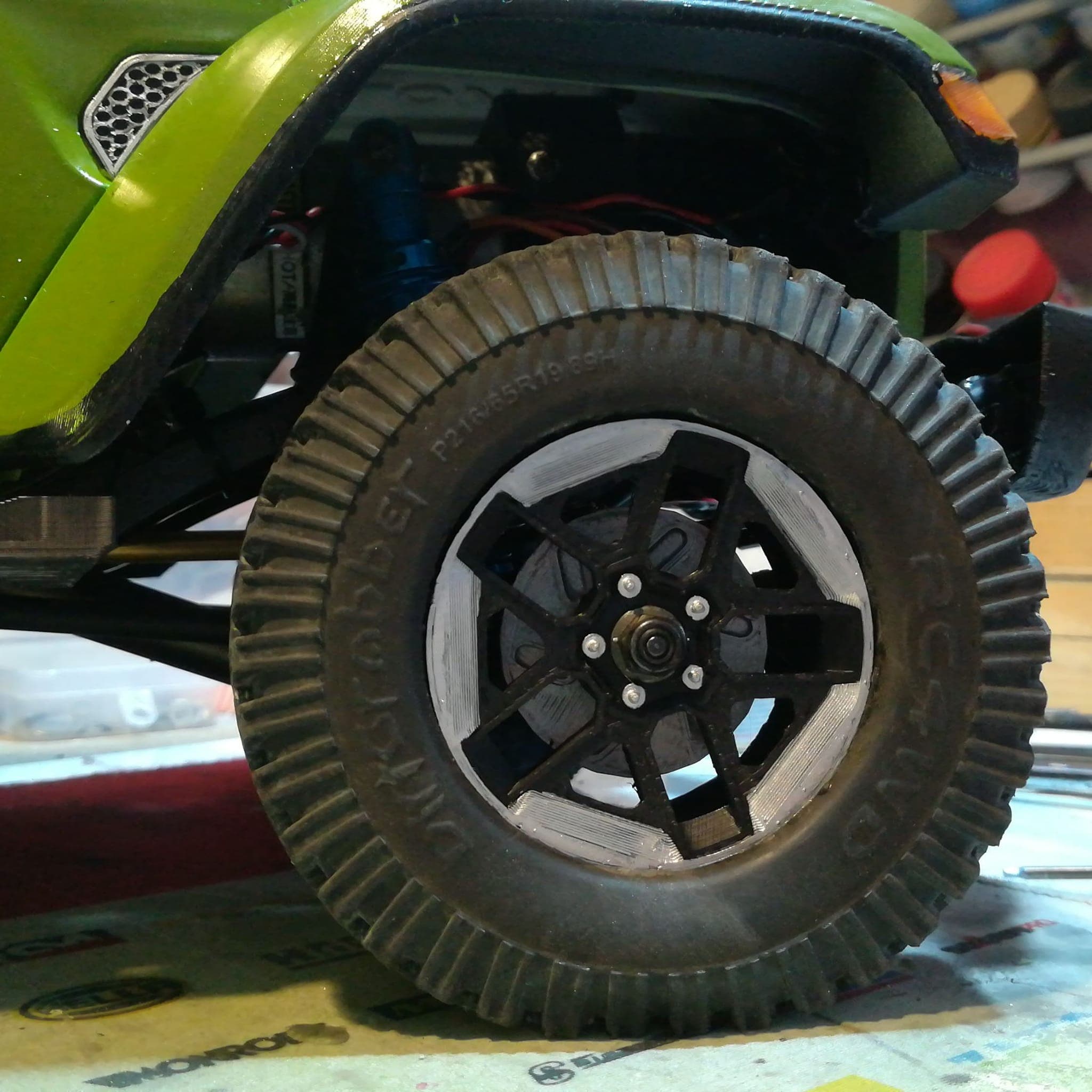 1.9 JL Jeep Stock Rim Wheel