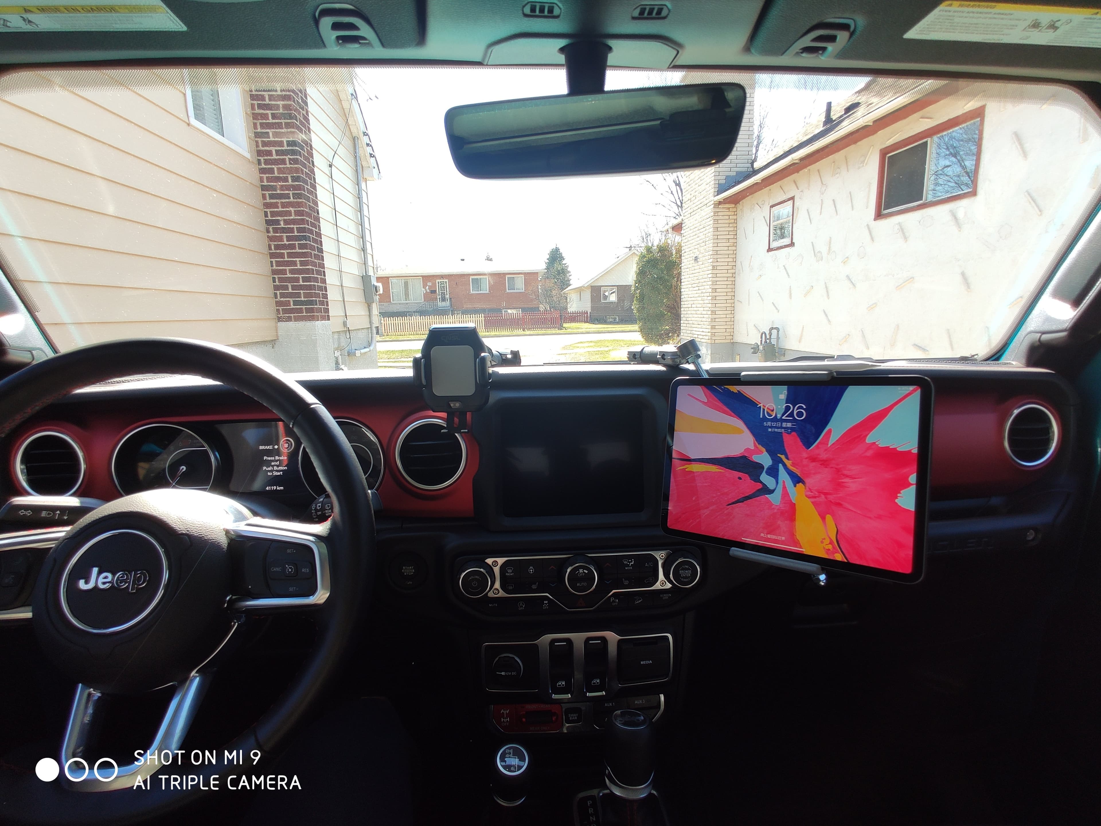 Jeep JL iPad Mount