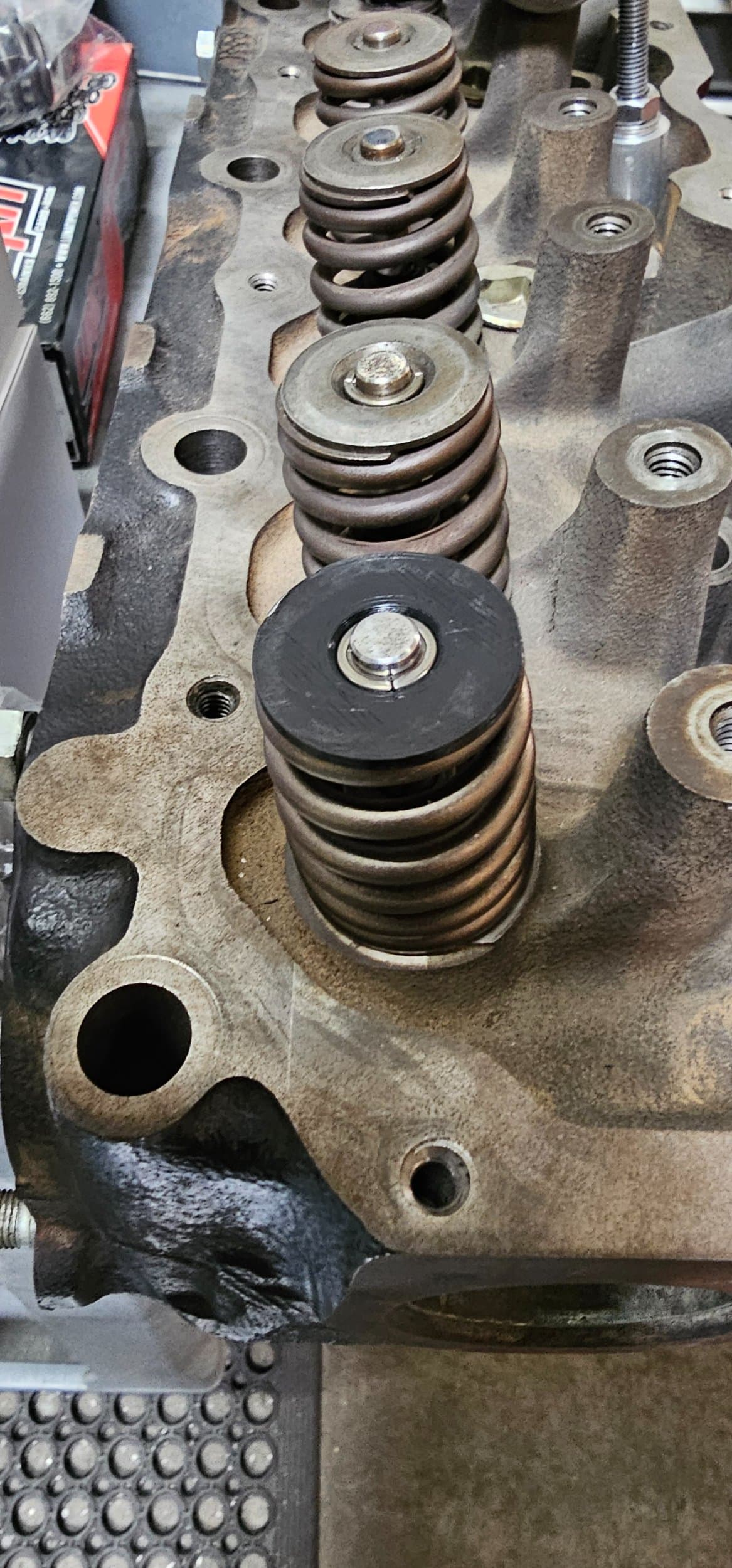 Retainers To Test The Fitment And Install Height